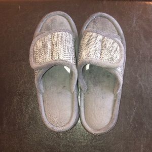 NWOT slippers